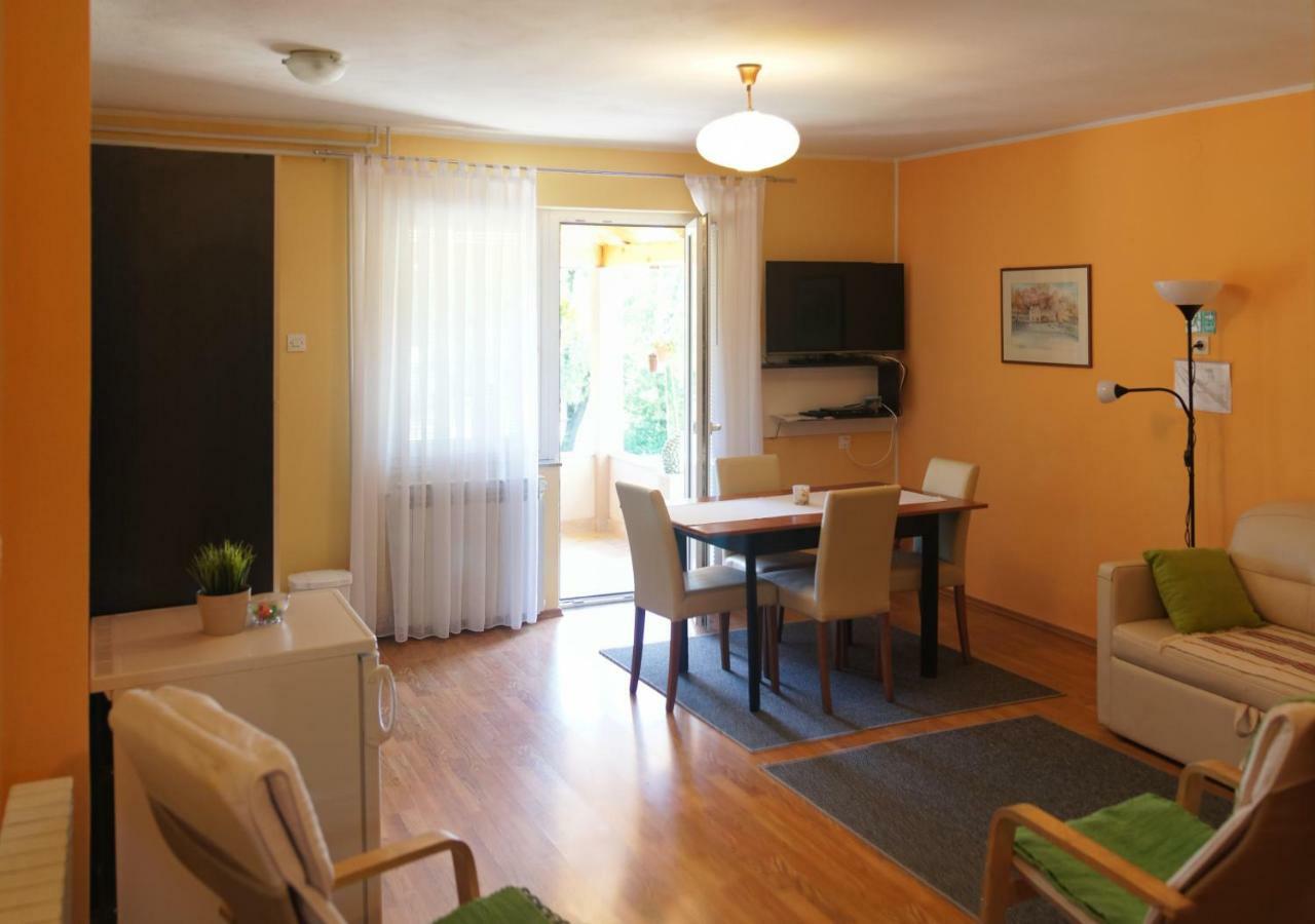 Apartments Korana, Belajskepoljice Duga Resa Εξωτερικό φωτογραφία
